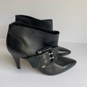 Nine West black leather shoes heels size 6.5M